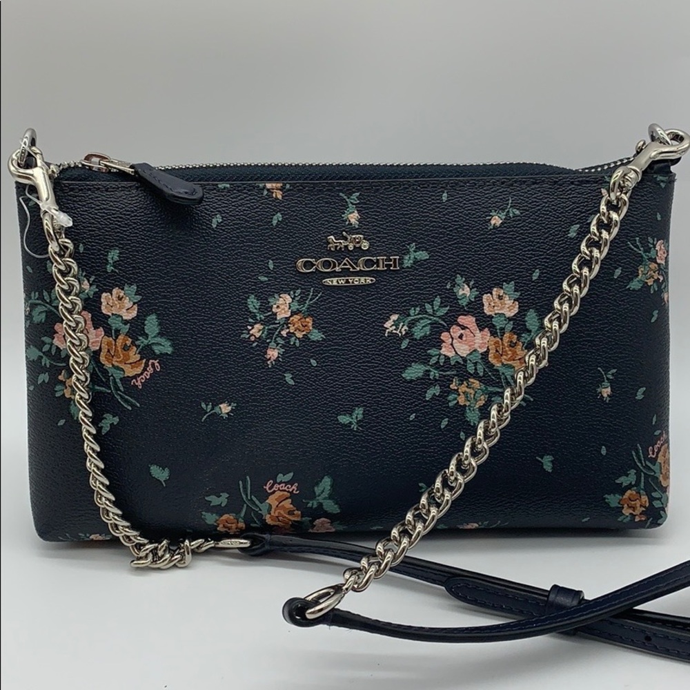 COACH ZIP TOP CROSSBODY WITH ROSE BOUQUET PRINT - Picture 2 of 16